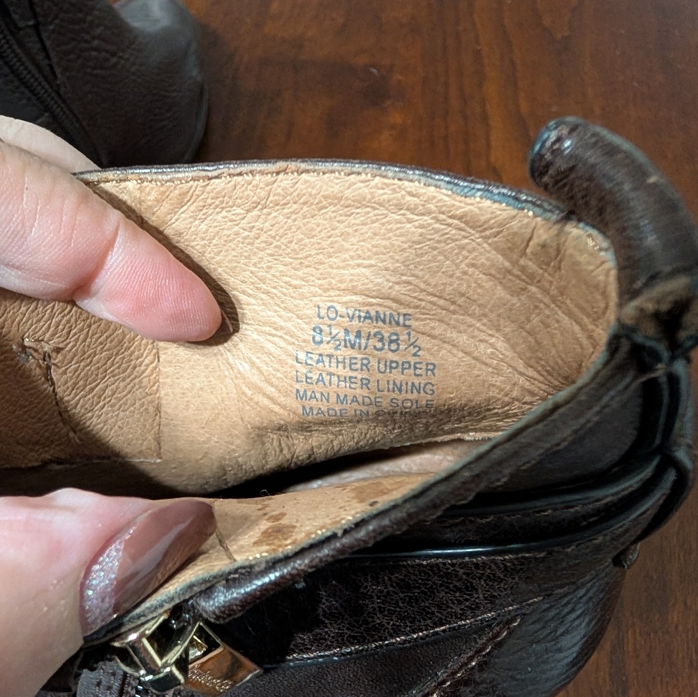 3/$30 Louise Et Cie Brown Boots - Picture 7 of 8